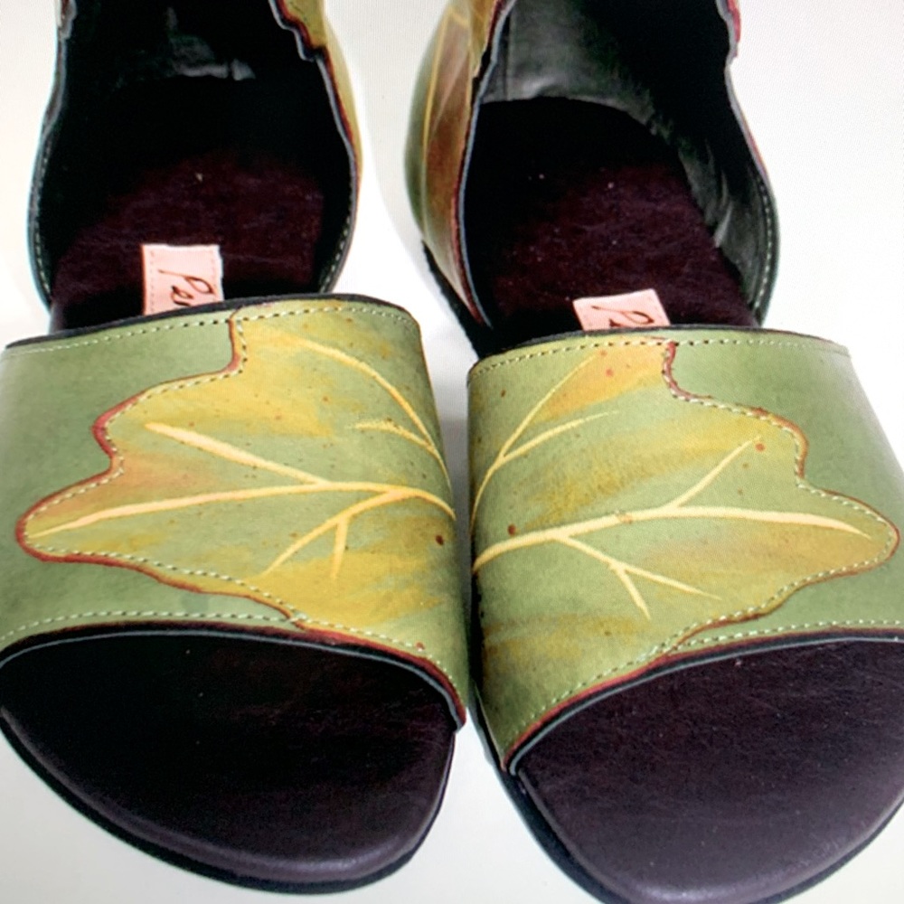 Leaf Booties New - Picture 2 of 8